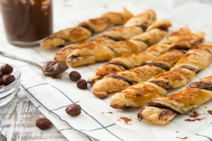 وصفات بالعجينة المورقة الحلوة