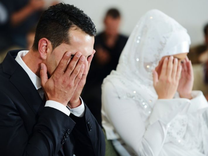 ما حكم الاحتفال بذكرى الزواج؟