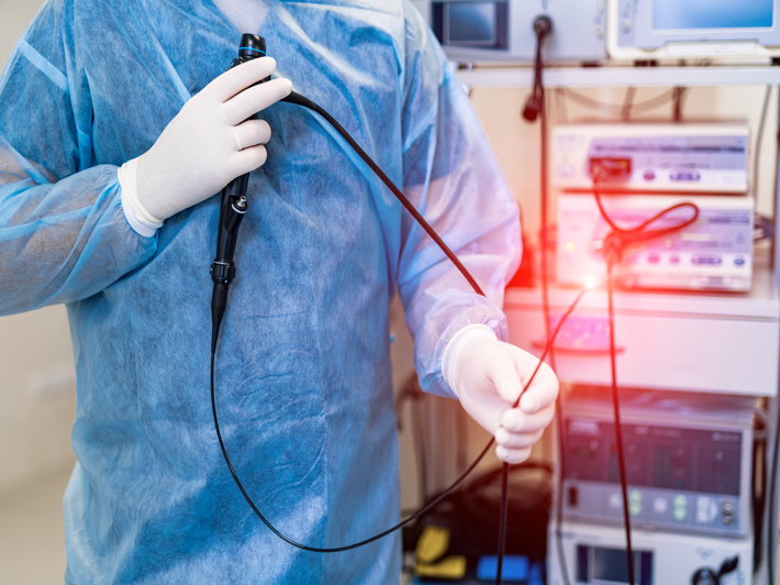 رؤية دقيقة في طب الجهاز الهضمي: التقنية المتقدمة للتنظير الرجعي للقنوات الصفراوية والبنكرياس (ERCP) باستخدام مسبار SPYGLASS™ في المستشفى الأهلي