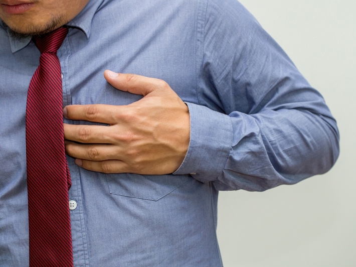 Recognize the Signs of a Heart Attack and How to Act