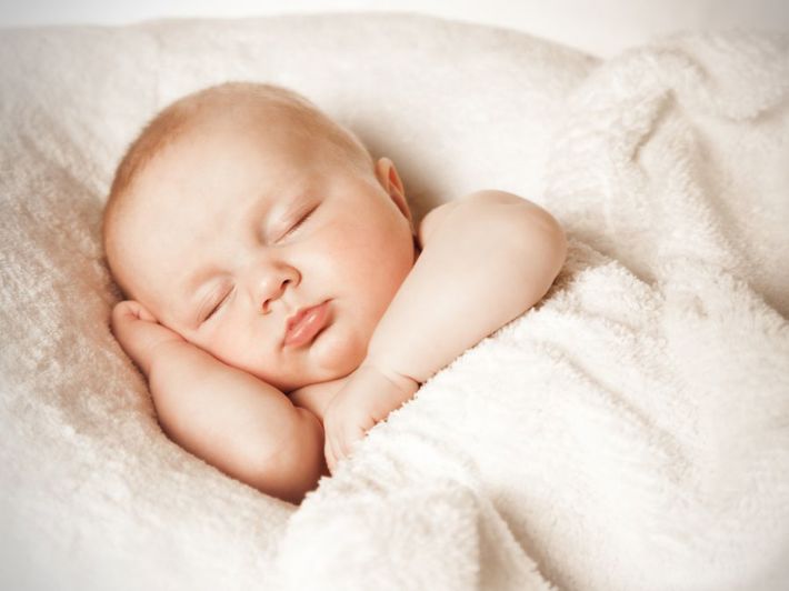 How Many Hours Should a Baby Sleep?