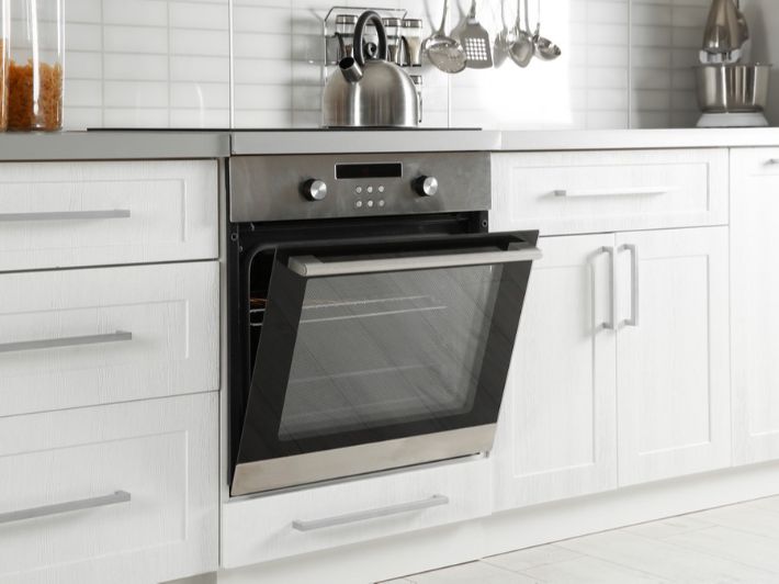 إليك طريقة استخدام الفرن الكهربائي بالمروحة