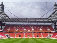 ملعب راين إنرجي