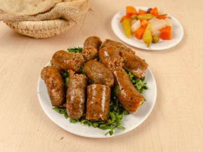 أكلات بجانب الممبار