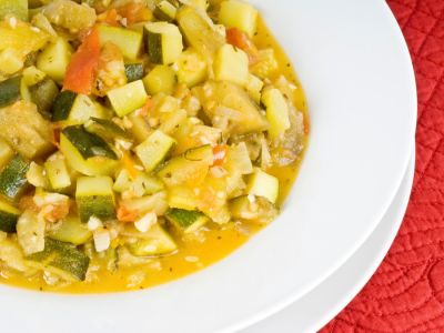طرق عمل وصفات يخنة الكوسا اللذيذة