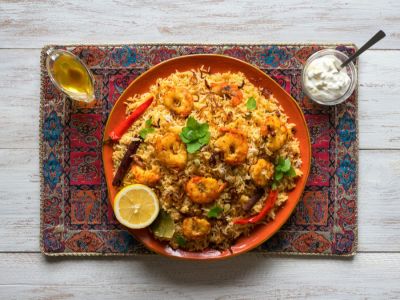 كيف تحضرين كبسة المأكولات البحرية؟
