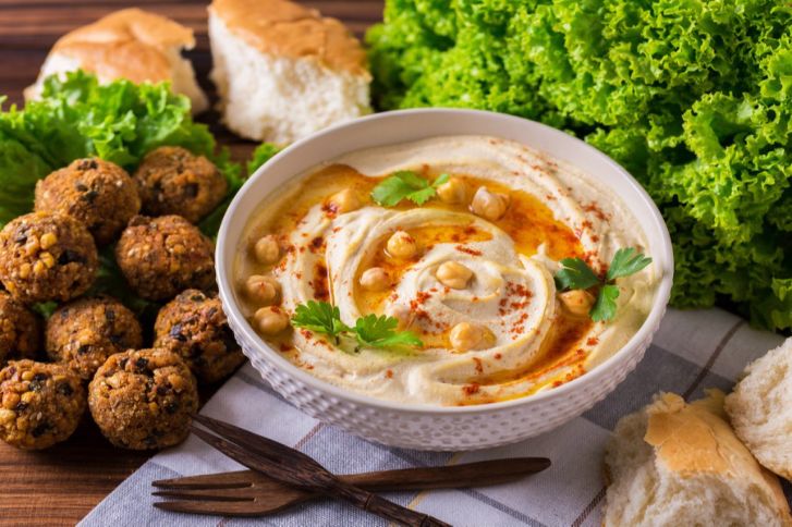 الحمص بالطحينة: وصفات سهلة وسريعة