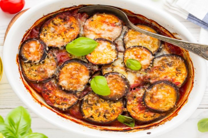 طرق سهلة لعمل مسقعة الباذنجان دون الللحم