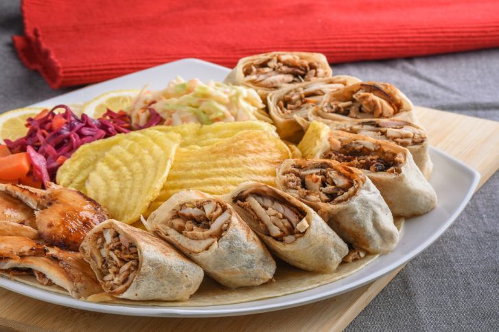 طرق سهلة وسريعة لعمل الشاورما