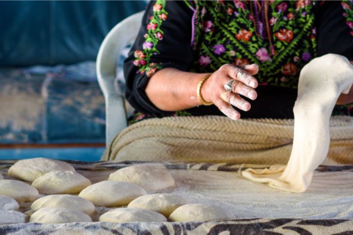 كيف تحضرين عجينة مسمن الرفيسة؟