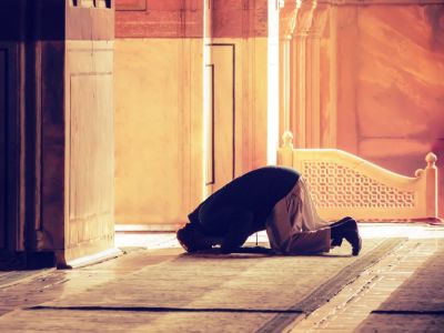 قراءة البسملة في الصلاة وحكمها