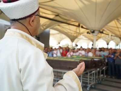كيفية صلاة الجنازة