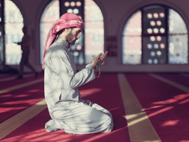 لماذا يسن الدعاء بعد الأذان؟