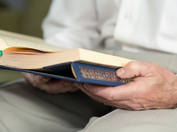 آيات عن ضعف الإنسان