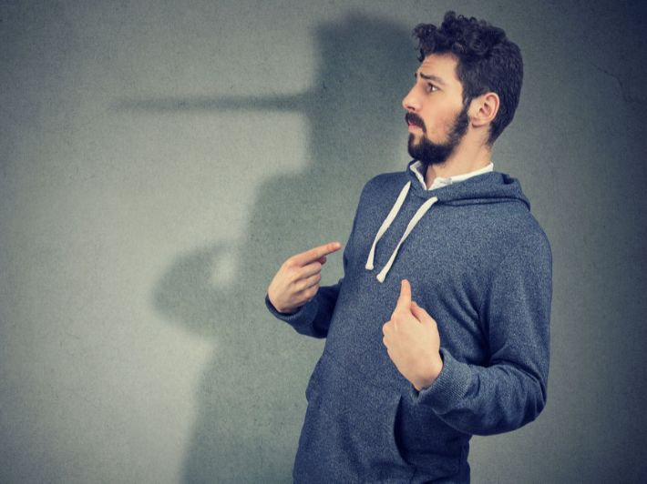 آيات قرآنية عن الكذب والخداع