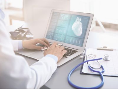لماذا ومتى يطلب الطبيب إجراء قسطرة للقلب لماذا ومتى يطلب الطبيب إجراء قسطرة للقلب