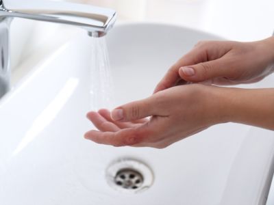 خطوات علاج الحروق في المنزل