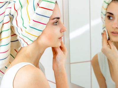 كيف أختار الغسول المناسب لبشرتي؟