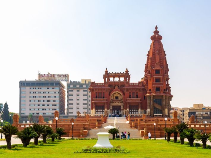 قصر البارون إمبان: هل سمعت به من قبل؟