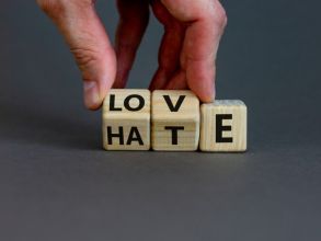 كيف أتخلص من الكراهية وأنزعها من قلبي؟