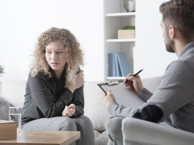 كيفية الخروج من الصدمة النفسية