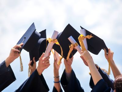 ماذا بعد التخرج من الجامعة؟ ما يجب عليك القيام به
