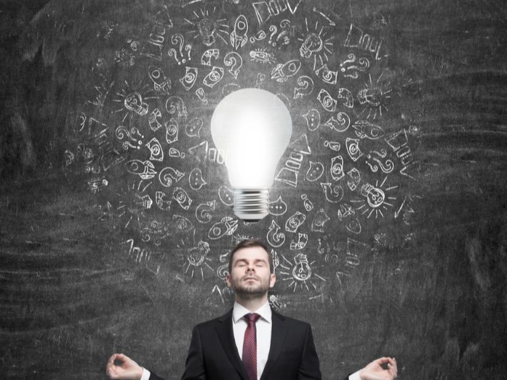 كيف تصبح مفكراً مبدعاً؟ خطوات سهلة وممتعة