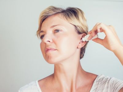 أنواع قطرات الأذن أنواع قطرات الأذن