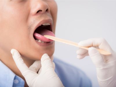 طرق طبيعية وطبية لعلاج التهاب اللوزتين طرق طبيعية وطبية لعلاج التهاب اللوزتين