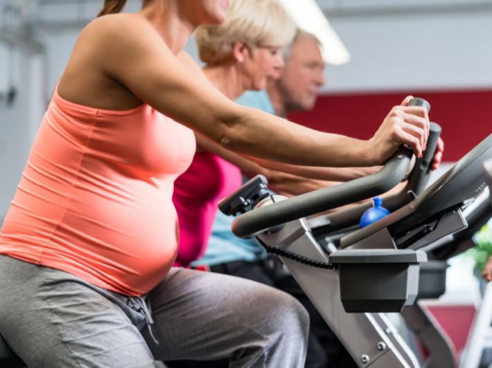 أمان ركوب الدراجة للحامل في الشهر التاسع