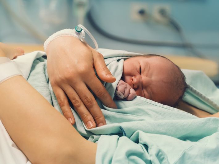 مدة علاج تسمم الدم عند الأطفال حديثي الولادة