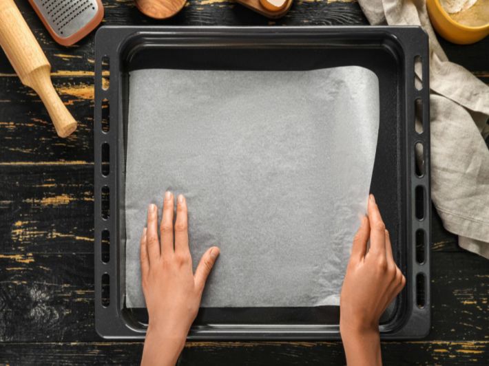 ما هي استخدامات ورق الزبدة؟