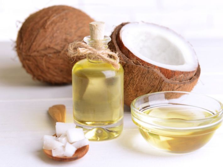 أضرار زيت جوز الهند للبشرة