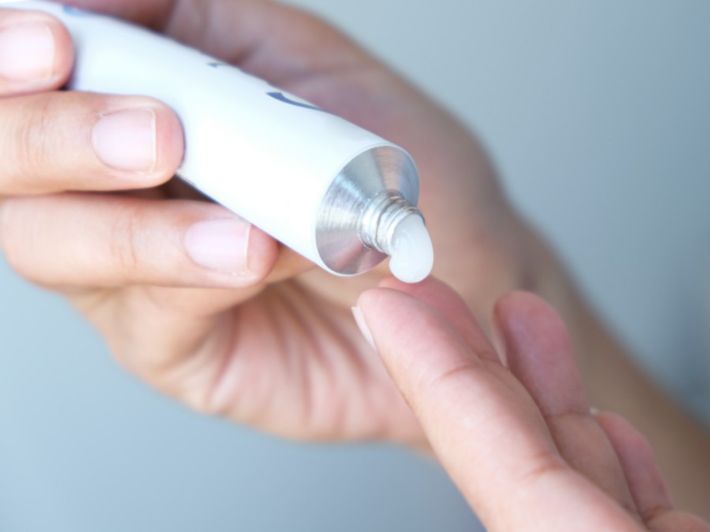 تعرف على فوائد كريم بيبانثين بعد الليزر