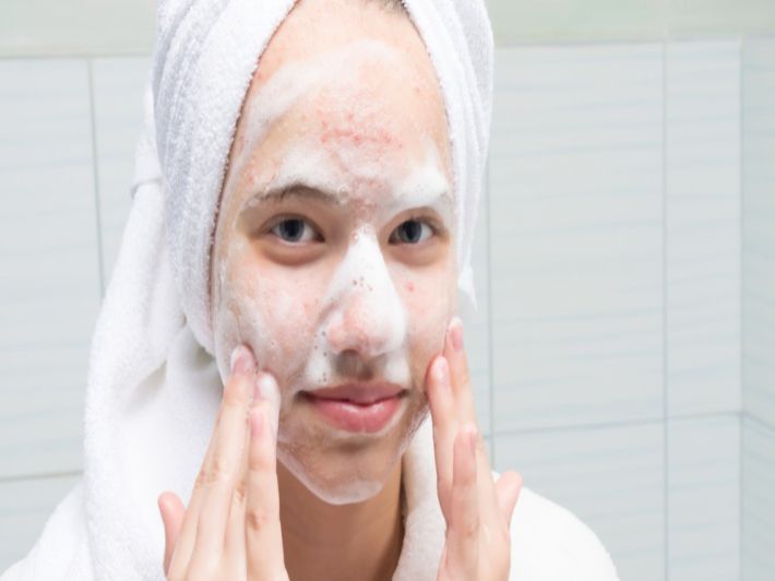 تعرفي على غسول بيوديرما Bioderma للبشرة الدهنية