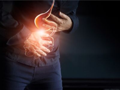 علاج قرحة المعدة بالأعشاب