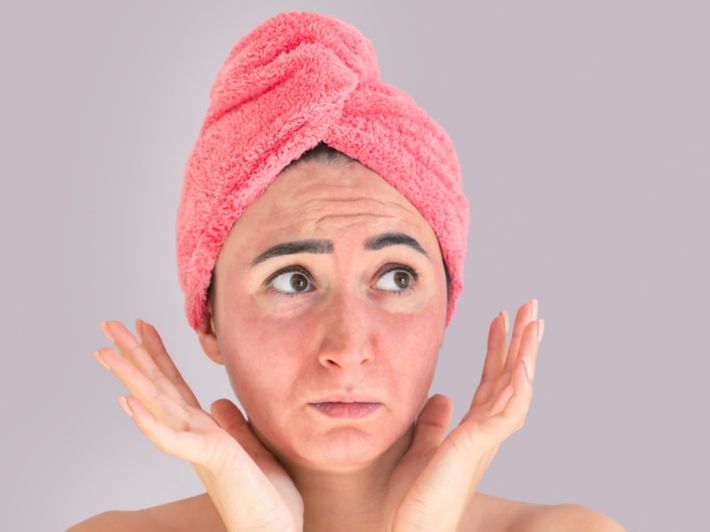 علاج احمرار الوجه بعد ماسكات الوجه