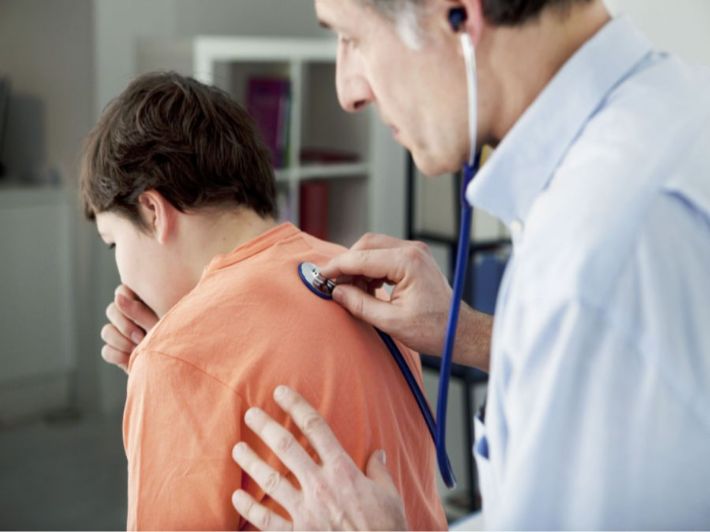 علاج السعال الجاف للأطفال