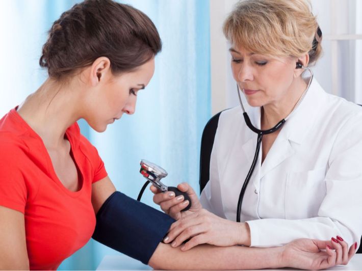 علاقة الغدة الدرقية بضغط الدم