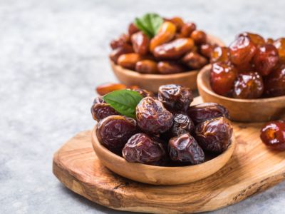 كم سعرة حرارية في الرطب؟ كم سعرة حرارية في الرطب؟