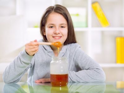 هل للعسل دور في زيادة وزن الأطفال هل للعسل دور في زيادة وزن الأطفال