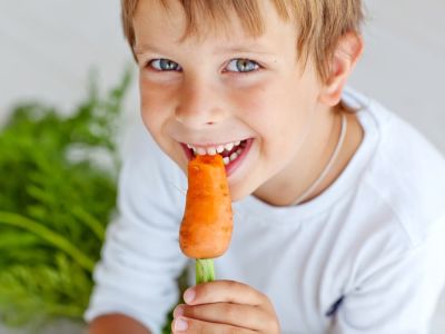 10 أكلات متنوعة لتقوية النظر عند الأطفال 10 أكلات متنوعة لتقوية النظر عند الأطفال
