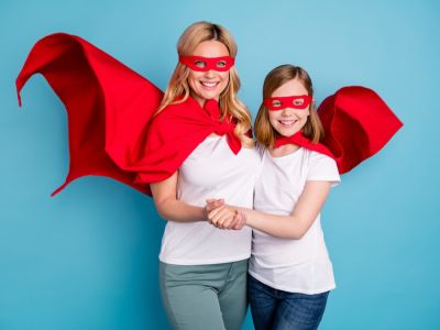 10 نصائح لتربية ابنة شجاعة 10 نصائح لتربية ابنة شجاعة