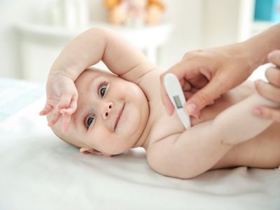 متى تعتبر حرارة الرضيع مرتفعة؟ متى تعتبر حرارة الرضيع مرتفعة؟