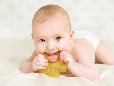 متى يبدأ التسنين المبكر عند الأطفال؟ متى يبدأ التسنين المبكر عند الأطفال؟