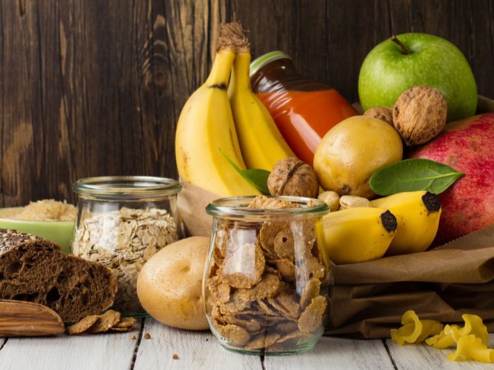 الفرق بين سكر الجلوكوز وسكر الفركتوز