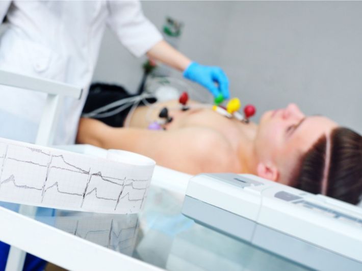 ماهي الأشياء والأمراض التي يكشفها تخطيط القلب؟