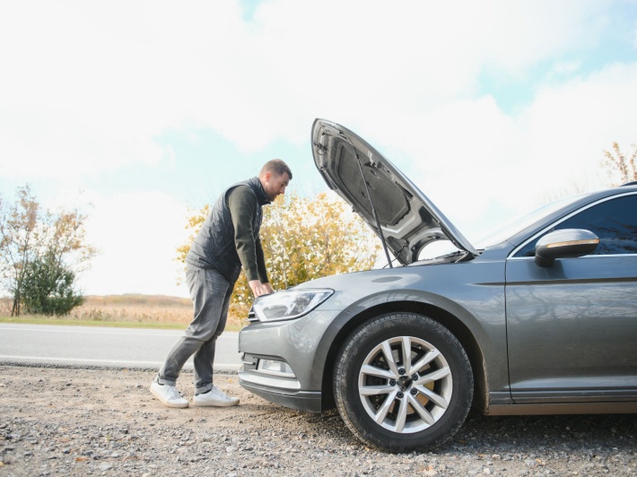 ماذا تفعل عند تعطل سيارتك المستأجرة أثناء السفر؟