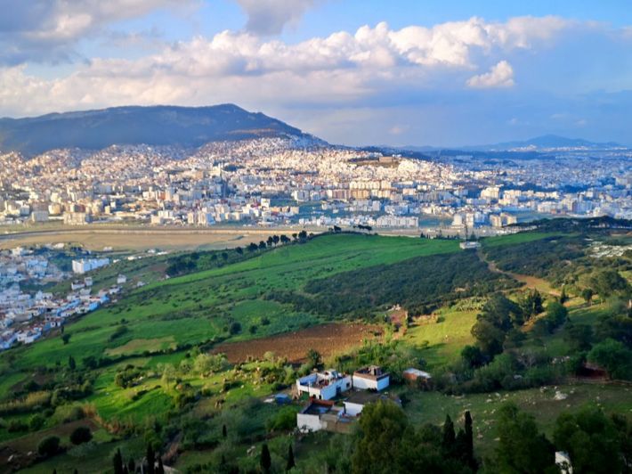 لقب يطلق على مدينة تطوان المغربية