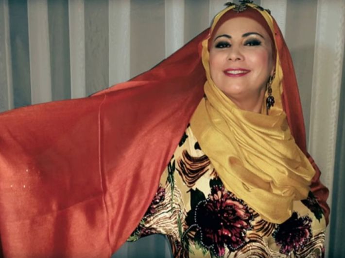 الشابة يمينة: حياتها الشخصية والفنية